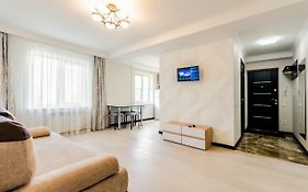Artal Apartment On Obolonsky Avenue 16A